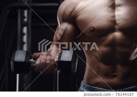 Close up body of athletic man in the gym Close up body of athletic man in the gym 78144187
