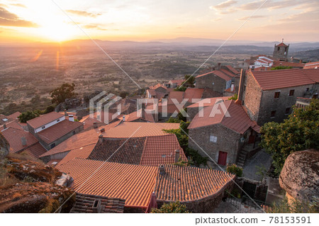 Monsanto sunset 78153591