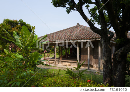 Okinawan old folk house image red roof tile Okinawan old folk house image red roof tile 78161050