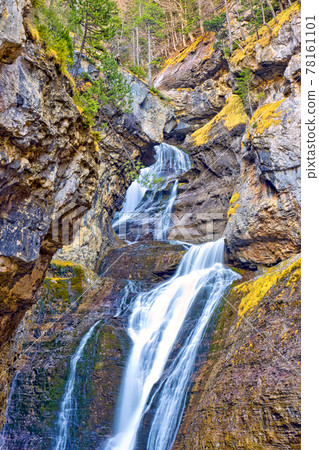 Arazas River Waterfall, Ordesa y Monte Perdido National Park, Spain 78161101