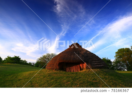 Emeishan ruins of the sunset 78166367