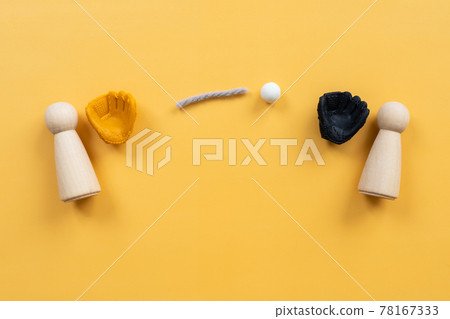 Catch ball, communication | Humanoid objects, baseball gloves and ball toys 78167333