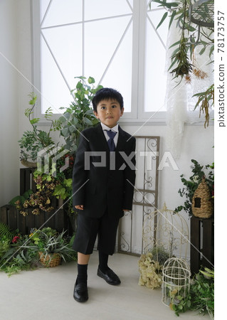 Shichigosan celebration boy in a suit Shichigosan celebration boy in a suit 78173757
