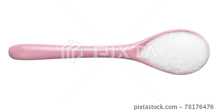crystalline extract of stevia plant in pink spoon 78176476