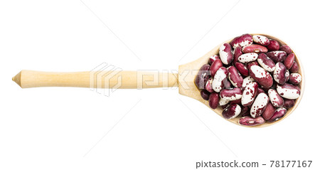 top view of red speckled kidney beans in spoon top view of red speckled kidney beans in spoon 78177167