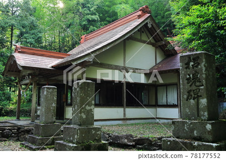 稻富神社 78177552