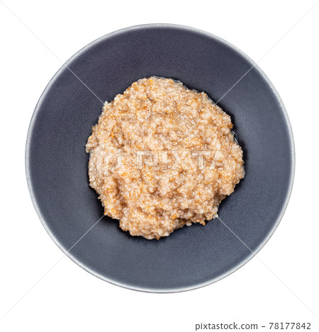 top view of boiled porridge from crushed rye 78177842