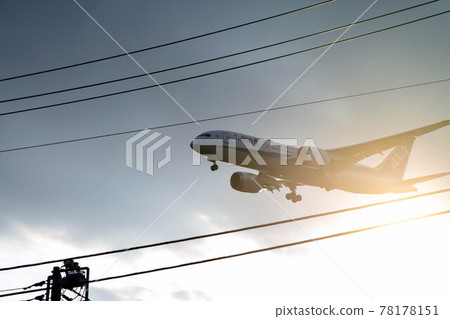Electric wires and airplane Electric wires and airplane 78178151