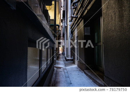 Akihabara, Tokyo, back alley between buildings 78179750