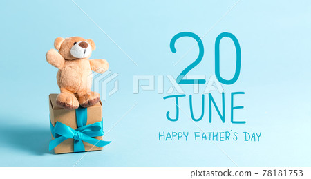 Father's Day message with teddy bear Father's Day message with teddy bear 78181753