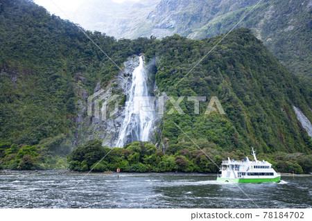 New Zealand Milford Sound New Zealand Milford Sound 78184702