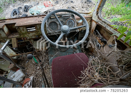 廢棄的廢棄巴士 廢棄的車身 草廣長野縣 長野市 長田巴士 長野電鐵巴士 78205263