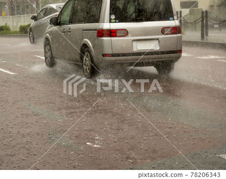 大雨 大雨 78206343