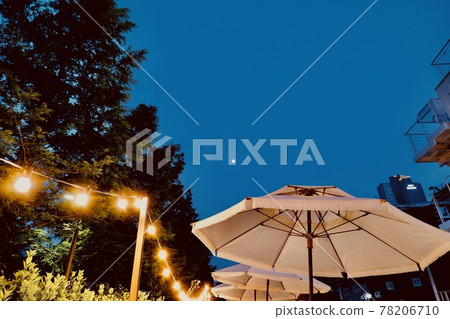 Terrace and moon 78206710