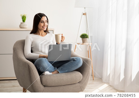 Favorite work at home, online study and self-isolation during COVID-19 outbreak Favorite work at home, online study and self-isolation during COVID-19 outbreak 78208455