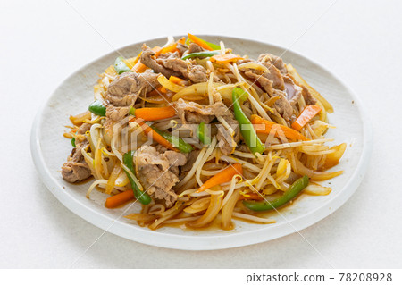 Stir-fried meat vegetables 78208928