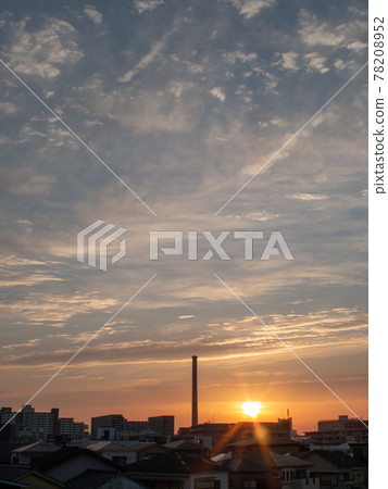 Sunset sky in downtown Sunset sky in downtown 78208952