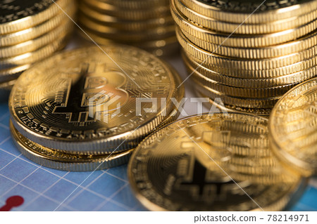 Golden Bitcoin Coin, virtual money, financial concept 78214971
