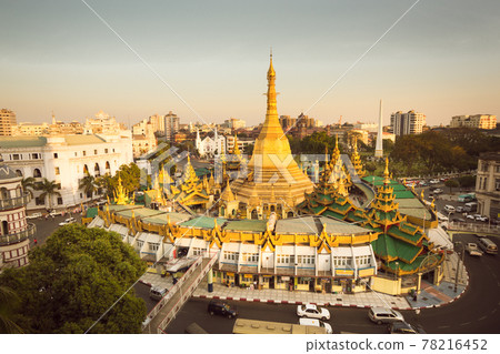 Sule pagoda in central Yangon, Myanmar, Burma. Sule pagoda in central Yangon, Myanmar, Burma. 78216452