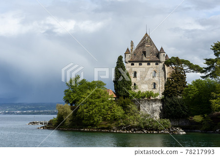 the castle of Yvoire is built on a point overlooking Lake Geneva, France the castle of Yvoire is built on a point overlooking Lake Geneva, France 78217993