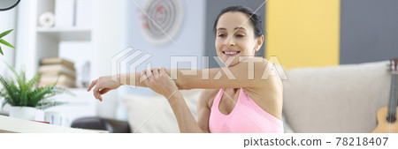 Woman in sportswear for doing fitness at home 78218407