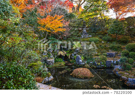 Uoyama Oharaji Temple in autumn colors, Jikko-in Temple Uoyama Oharaji Temple in autumn colors, Jikko-in Temple 78220100