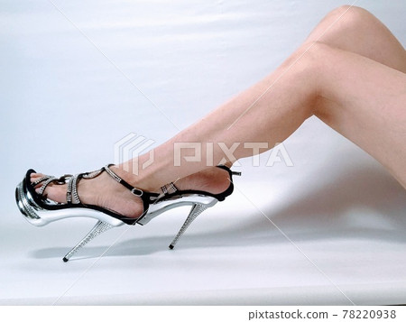 High heels women's feet 78220938