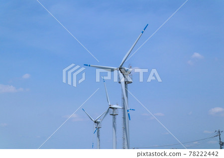 生態與風力發電形象 生態與風力發電形象 78222442