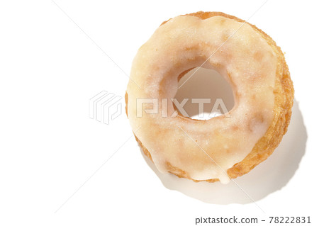 夏日淺白背景蜜釉甜甜圈鳥瞰圖 78222831