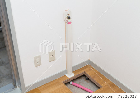 Remodeling plumbing work 78226028