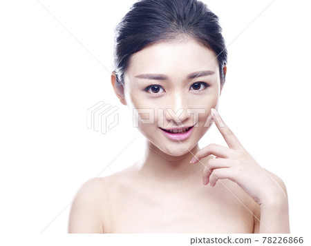 studio portrait of a young asian woman, isolated on white. 78226866