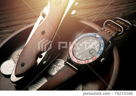 men wristwatch with leather strap men wristwatch with leather strap 78233286