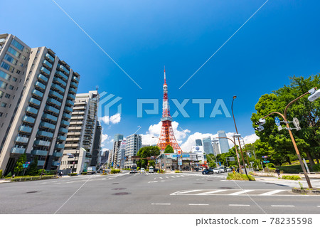 (東京都市風景)藍天下的赤羽橋十字路口風景1 (東京都市風景)藍天下的赤羽橋十字路口風景1 78235598