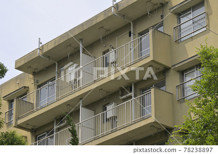 Senri New Town Shinsenri Nishimachi (Toyonaka City, Osaka Prefecture) Prefectural Public Corporation Shinsenri Nishimachi housing complex 78238897