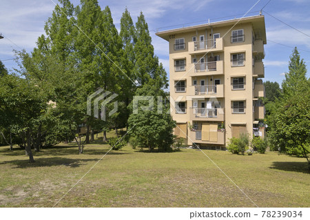 UR Senri Aoyamadai housing complex in Senri New Town Aoyamadai (Suita City, Osaka Prefecture) 78239034