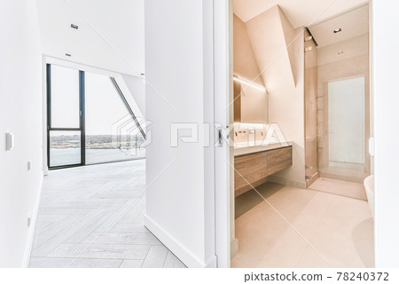 Expensive design of modern bathroom basins Expensive design of modern bathroom basins 78240372