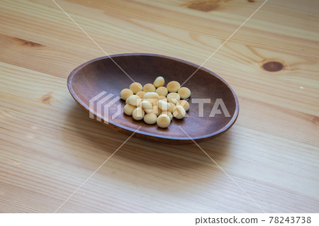 Eggs Eggs 78243738