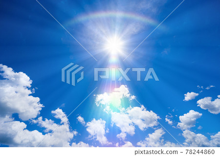 在藍天和太陽的彩虹 78244860