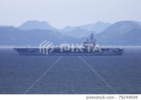 Aircraft carrier Regan 78249699
