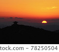 山上的日落 78250504