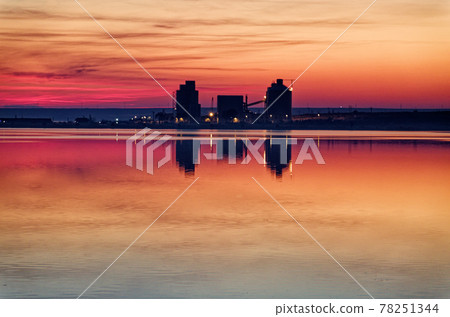 Sunset over oil refinery - Navodari - Romania 78251344