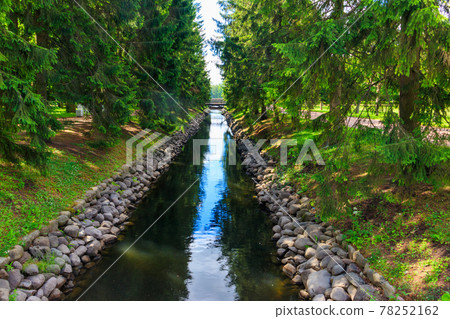 Fish channel in the Catherine Park in Tsarskoye Selo, Pushkin, Russia Fish channel in the Catherine Park in Tsarskoye Selo, Pushkin, Russia 78252162
