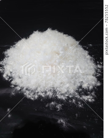 Image material of down ball of waterfowl 78255552