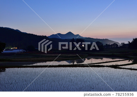 Uda Yu Shi's Rice Terraces Uda Yu Shi's Rice Terraces 78255936
