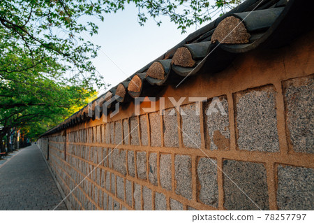 Daereungwon tombs stonewall walkway in Gyeongju, Korea Daereungwon tombs stonewall walkway in Gyeongju, Korea 78257797