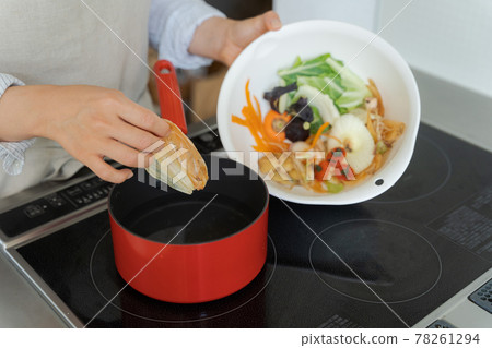 Veggie broth soup Veggie broth soup 78261294
