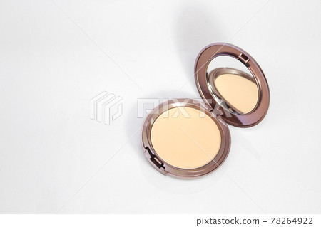 Pink cosmetics and lotus flowers Pink cosmetics and lotus flowers 78264922