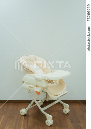 育兒用高低椅 78266969