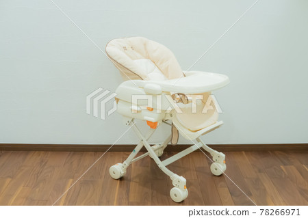 育兒用高低椅 78266971