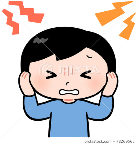 一個閉上耳朵的男孩 78269563